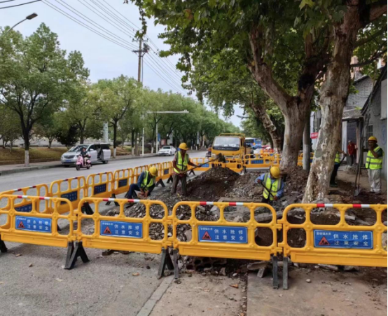 景德镇水务公司完成沿江东路老旧水泥供水管道改造