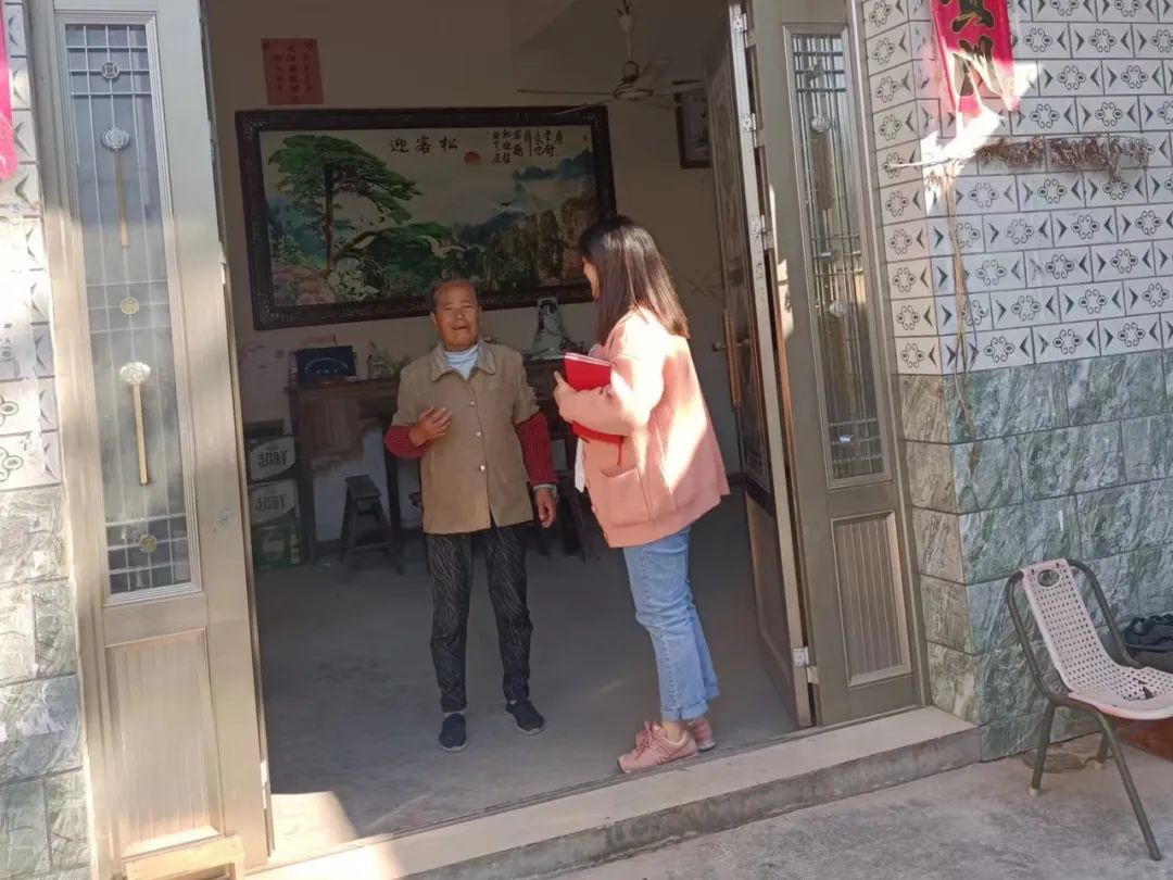 【新时代赣鄱先锋】让青春在希望的田野上绽放——一心为民好支书江泱泱